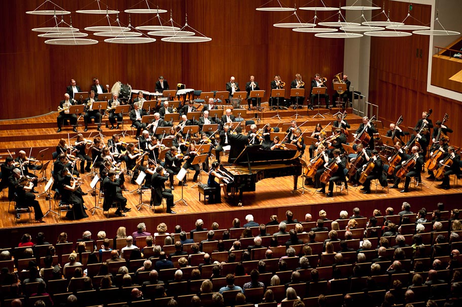 Orchester-Rolf-Boehme-Saal-Konzerthaus-Freiburg-Albert-Konzerte-Polkowski